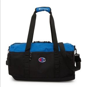 Champion Duffle Bag (with shoulder strap)